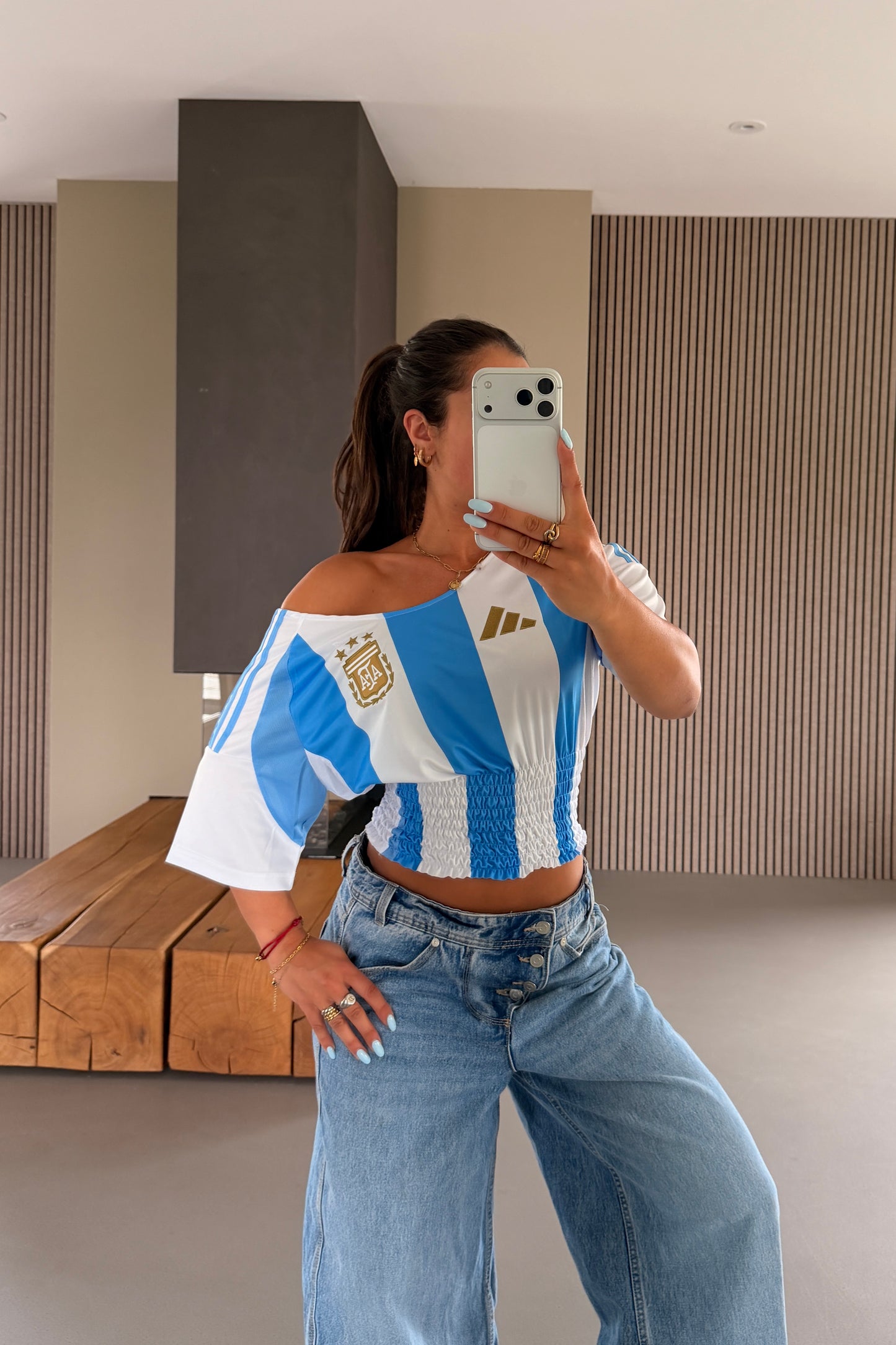Argentina Off-shoulder Shirt
